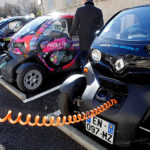 EY: Vehiculele electrice continuă să se îndrepte spre o dominație a vânzărilor
