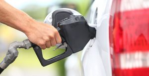 Ungaria extinde până la 1 octombrie plafonarea preţurilor la combustibili
