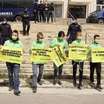 Activiștii Greenpeace protestează în fața Ministerului Energiei