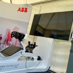 ABB România  a oferit experiențe reale de curse ABB Formula E la Midsommar în București